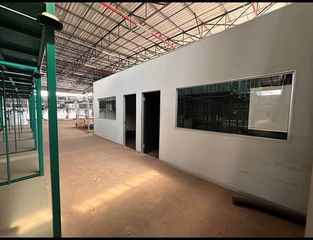 5,386M² FACTORY TO LET IN WADEVILLE